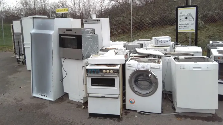 How to Get Rid of Old Appliances (Fridges, Washers, AC Units)